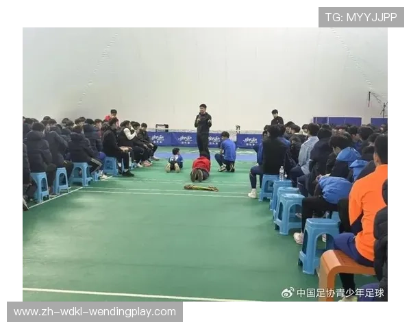 足球训练中的个体技术提升与团队协作优化